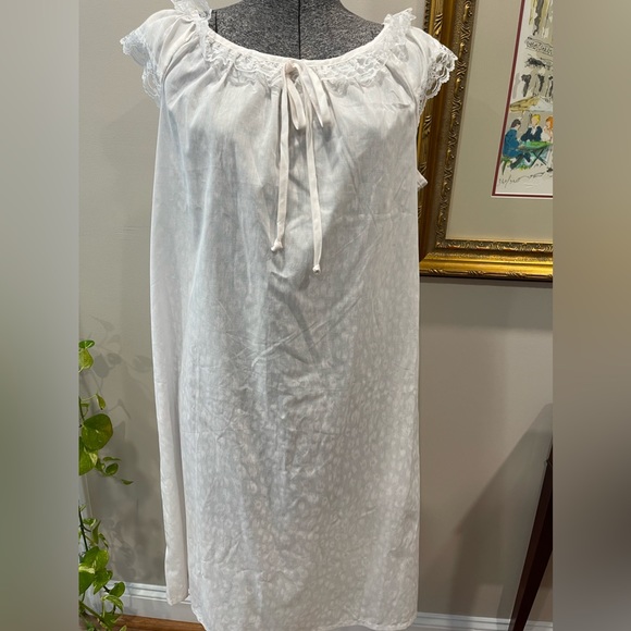 Carriage court 2 piece nightgown robe set ladies size 12/14 70s girly Vintage‎ - Picture 7 of 16